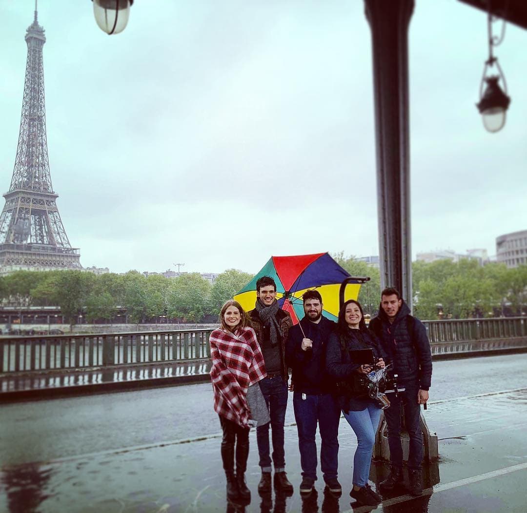 Bonjour