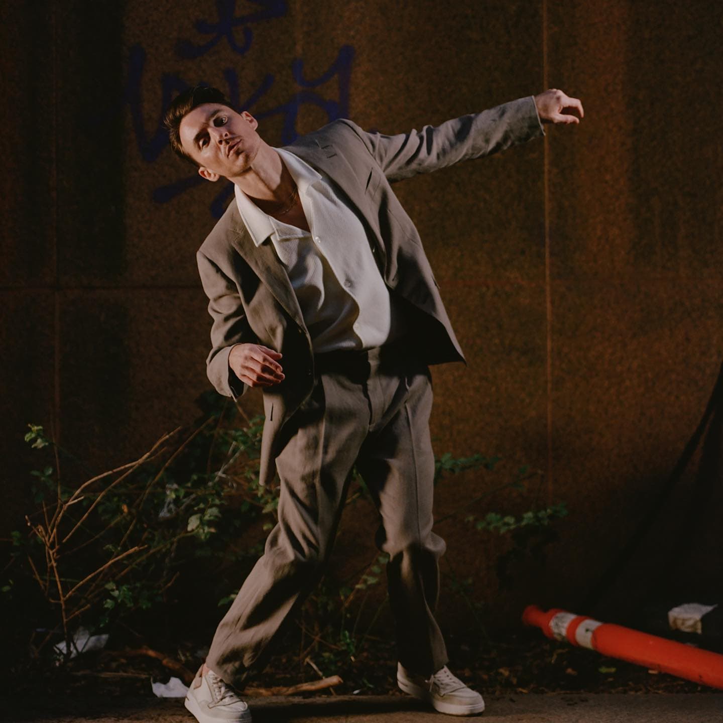 Embodying the dancer in dreams