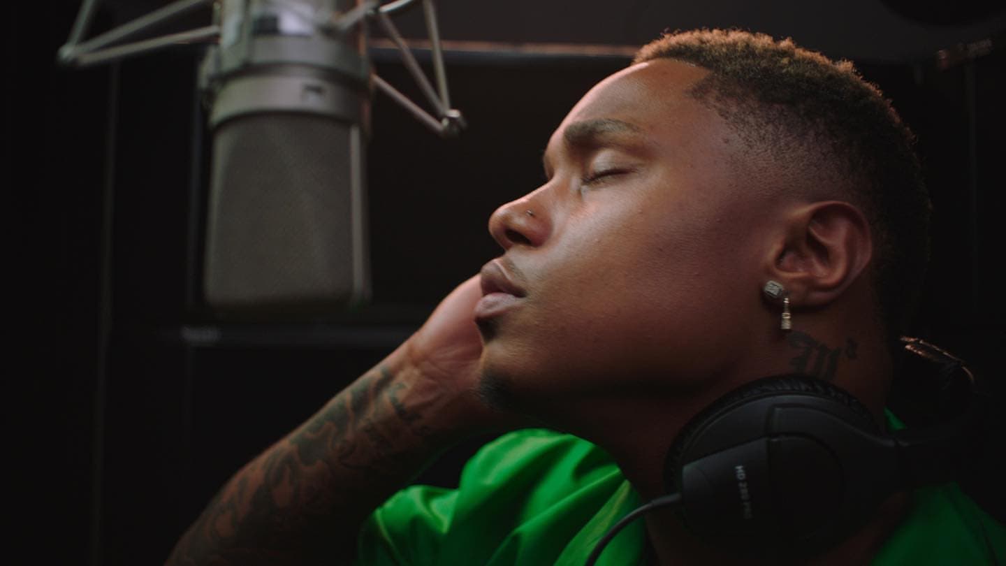 Avery Wilson - ‘Kiss the Sky’ Studio Sessions